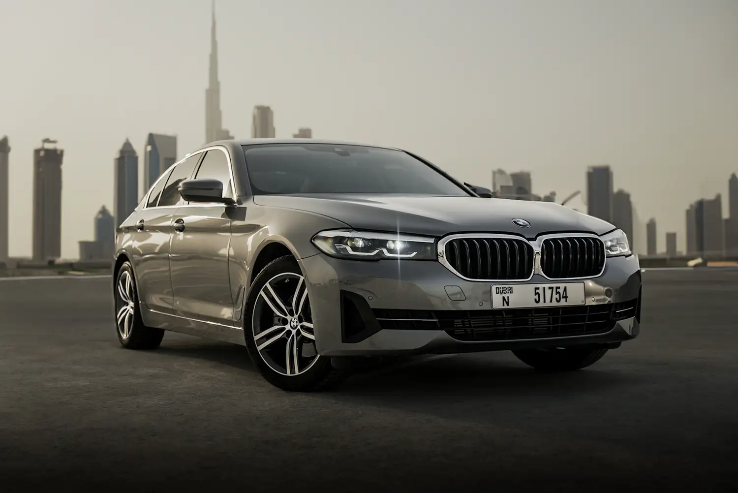 Rent BMW 520i in Dubai