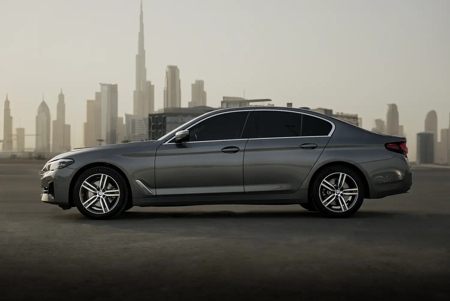 Rent BMW 520i in Dubai