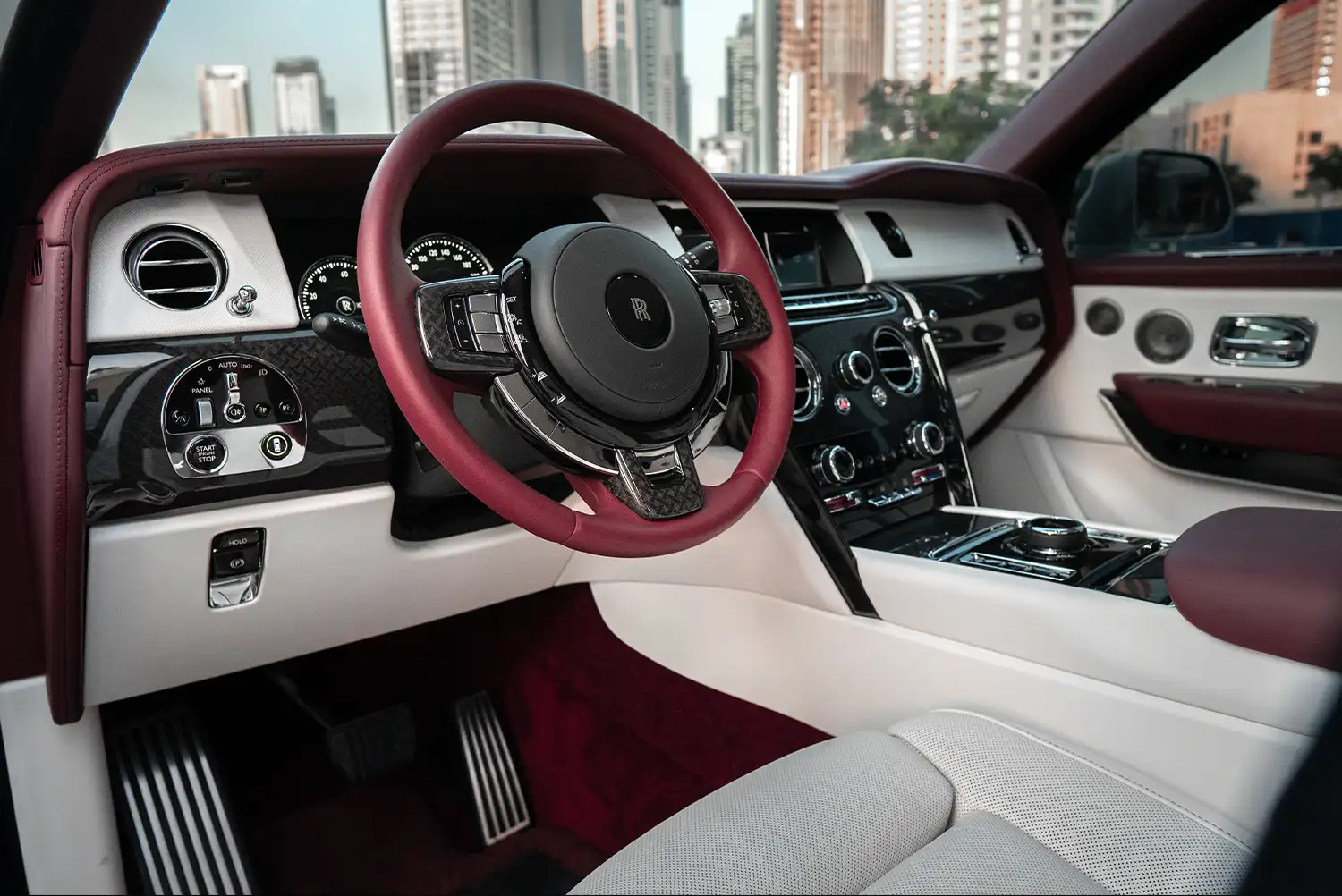 Rent Rolls Royce Cullinan Dubai - White