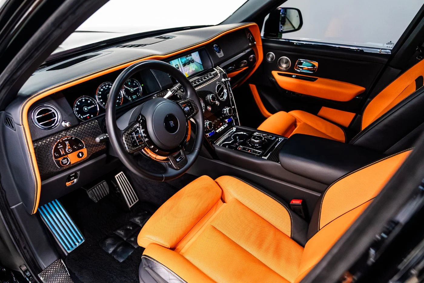 Rolls Royce Cullinan Rent Dubai - Black